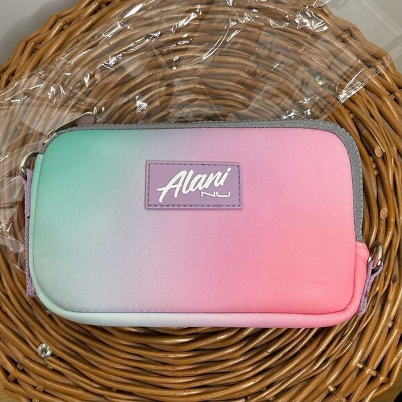 New Alani-Nu Travel Bag Workout Crossbody‎ Tie Dye - Picture 2 of 4